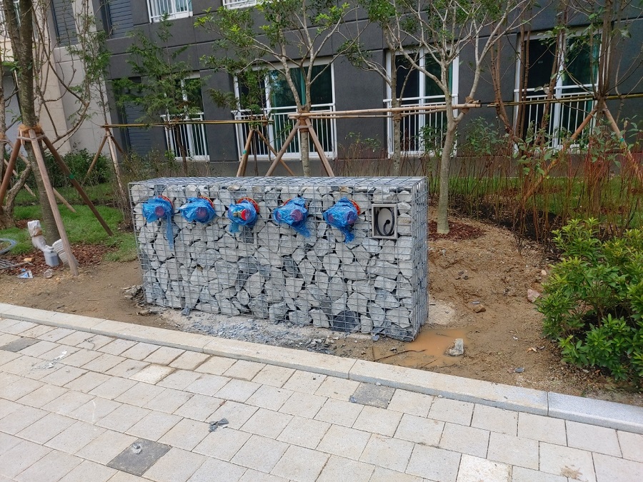 소화 송수구 차폐 개비온